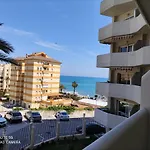 BenalSuite estudio, piscina y playa en BenalBeach, Benalmadena