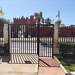 BenalSuite estudio, piscina y playa en BenalBeach, Benalmadena